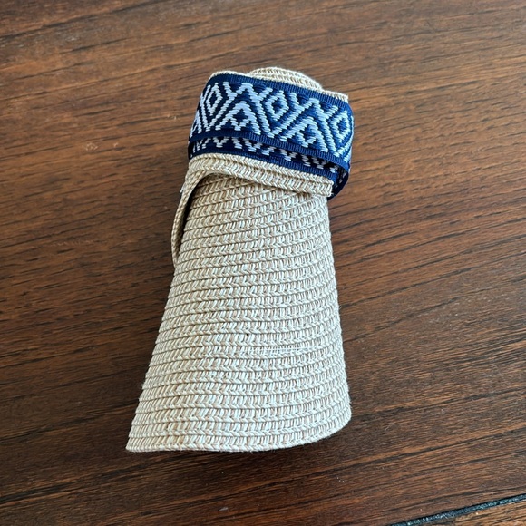 NWOT Packable Sun Hat - Picture 3 of 3